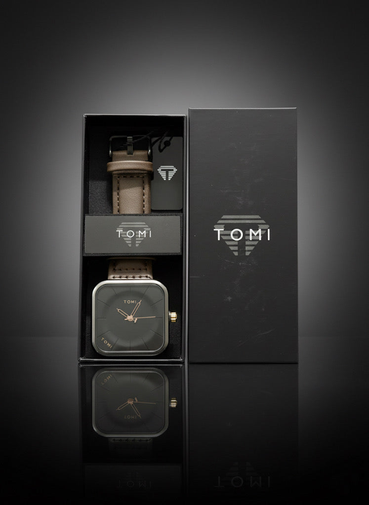 TOMI T-109 Men Wrist Watch Quartz Date Square Dial